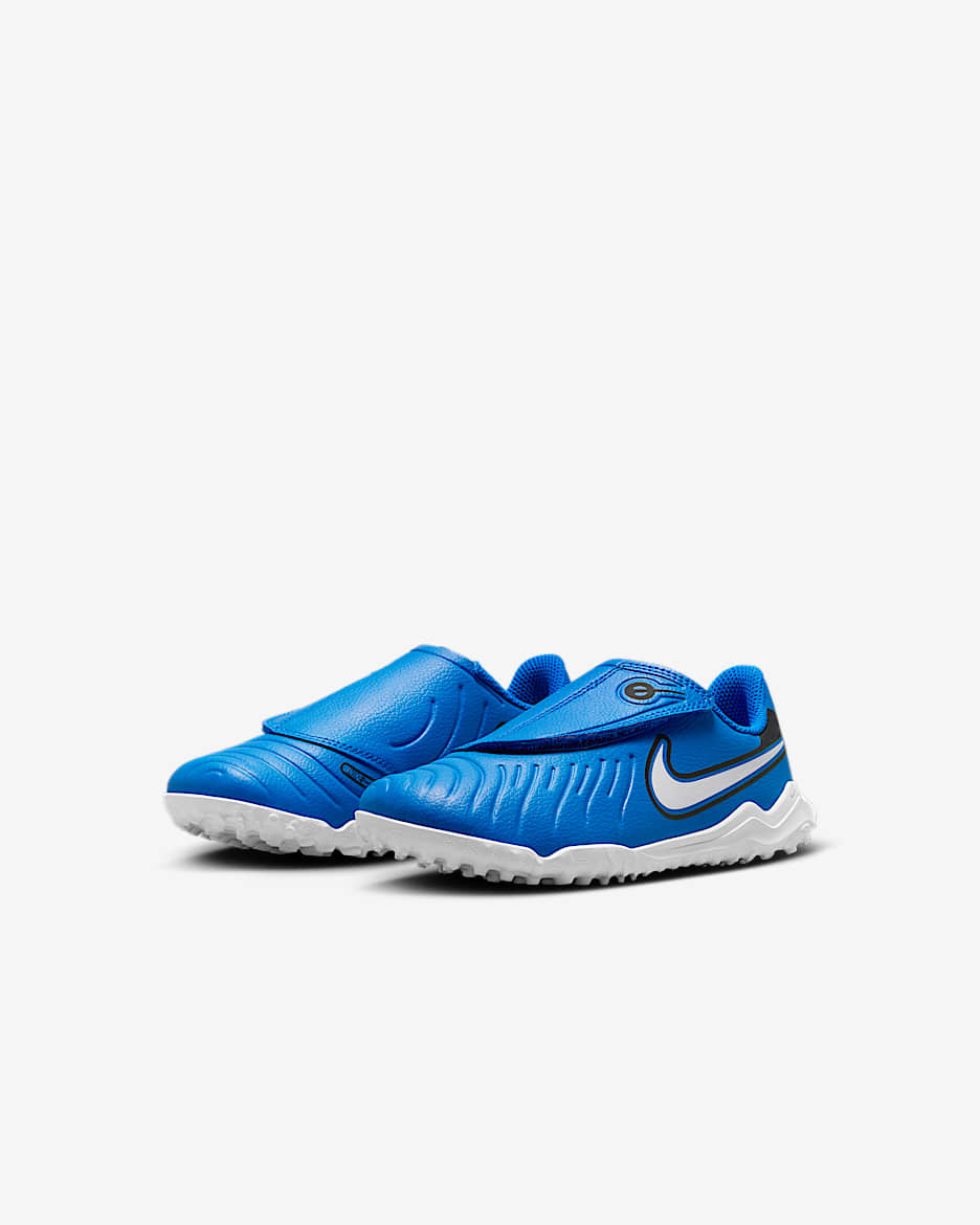 Nike Jr. Tiempo Legend 10 Club Younger Kids Turf Low Top Football Shoes. Nike ID